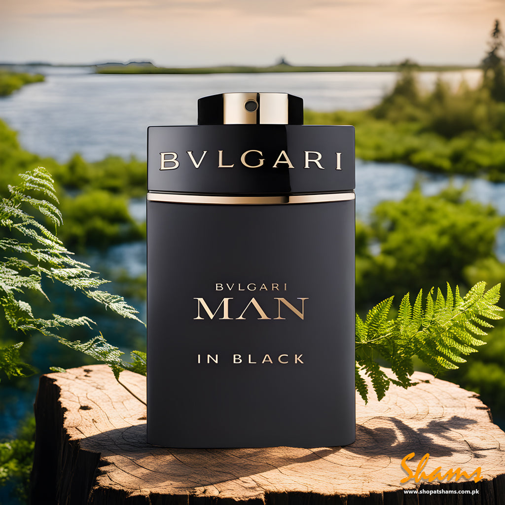bottiglia del profumo Bulgari Man In Black EDP 100ml